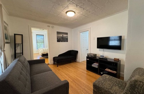 Communipaw Apartment | Private Apartment with NYC VIEWS right outside NYC