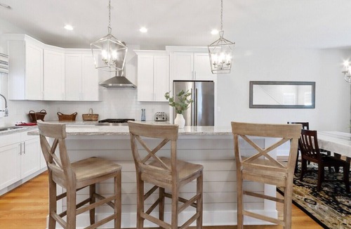 Fontana-on-Geneva Lake House | Private Balconies, Walk to Beach/Lake, Sleeps 10