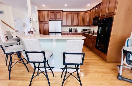 Swann Cove House | Private Beach House | Pool | Playground | Pier