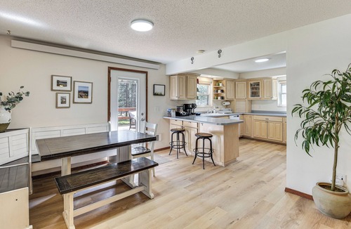 Custer House | Private Black Hills Home w/Corral: Horses Welcome