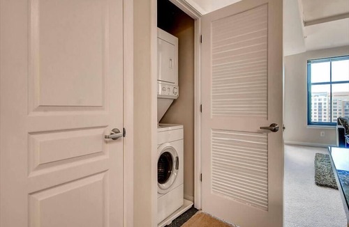 George Washington University Apartment | Private DC 1BR | Full Kitchen | Washer/D | by GLS