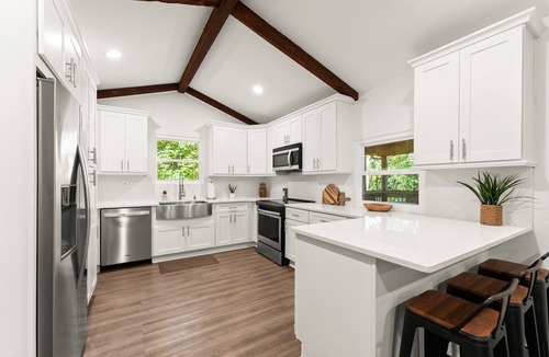 Dawsonville House | Private Dock | Hot Tub | Kayaks | GameRoom | EV