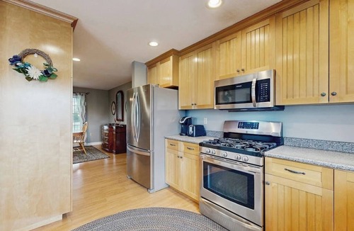 Lancaster House | Private Dog-friendly home: w/hot tub, mountain views & trails