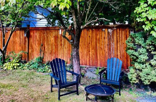 Princeton Resort | Private Estate, Walk to Princeton Downtown, 3-Bedrooms 2-Bath with Free Parking
