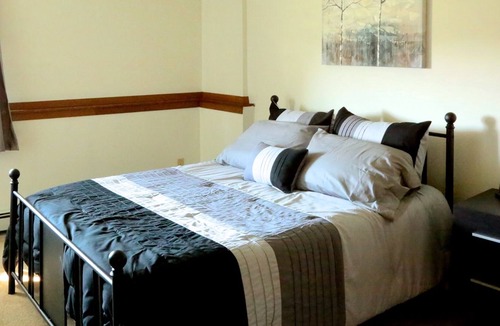 Lamberton Apartment | Private Furnished Apartment - Long & Short Stay in Lamberton MN