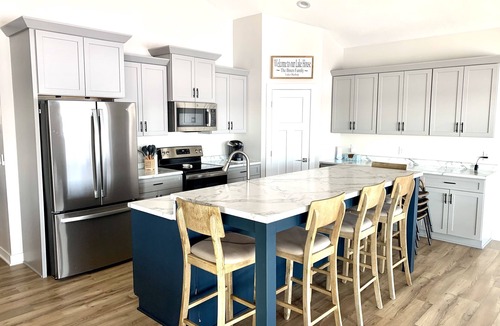 Spirit Lake House | Private Home and Dock ON THE LAKE! New Construction ‘21! 4 bed-3 bath!