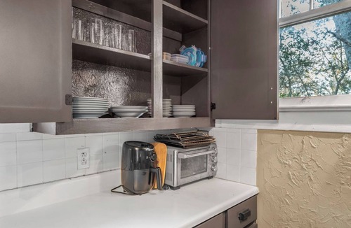 Yemassee House | Private Home in Downtown Yemassee