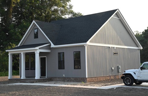 Elizabeth City House | Private home w/Modern-Cozy Vibes and Rural Charm
