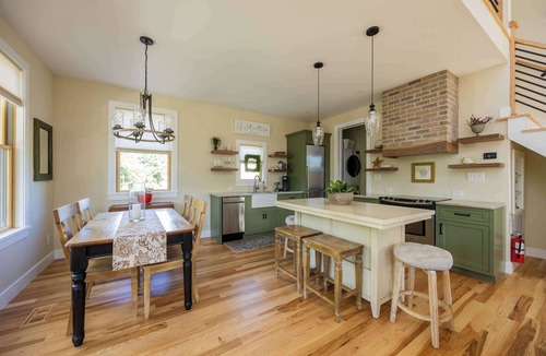Cape May Court House House | Private Lakefront Retreat | The Cottage at Haven