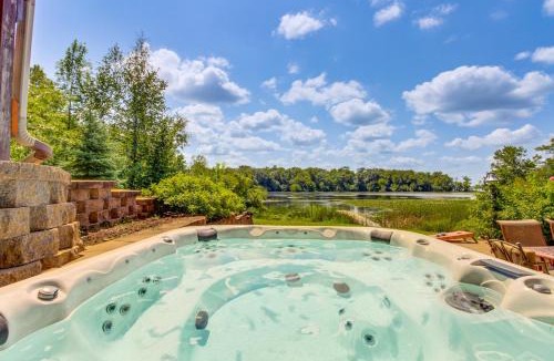 Spicer House | Private Lakefront Cabin w/Hot Tub, Deck & Views