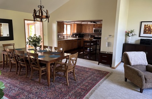 Twin Lakes House | 🌲☀️Private Lakefront prop. with Kayaks, Paddle boards, boat rental PVT dock☀️🌲