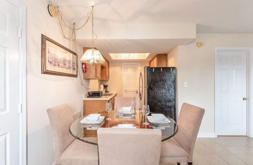 Old Town Fredericksburg Condo | Private One Bedroom Furnished Condo Sleeps 4 True Downtown Condo