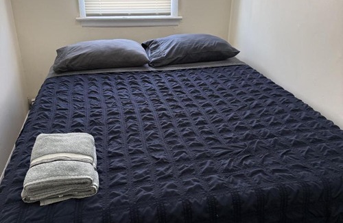 Perth Amboy Apartment | Private one-bedroom and one-bathroom apartment, private street entrance in convenient area