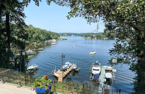Arden-on-the-Severn House | Private Pier Waterfront Jolly Roger mins to DTA