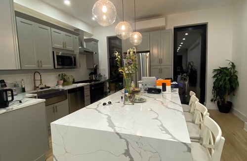Crown Heights House | Private room in a New Town House, 7m to Subway, 20m to Manhattan