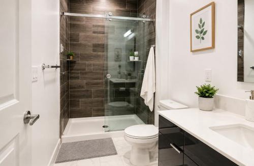 Union City House | Private Room Near MetLife Stadium & NYC & Parking