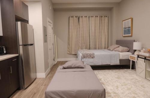 Constable Hook Apartment | Private Studio 5 minutes to the NYC train