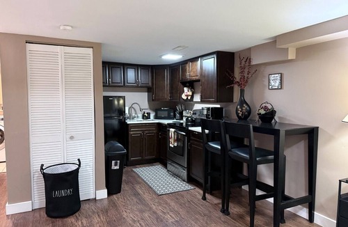 Sugarland Run Apartment | Private suite Near Dulles w/Kitchen & Patio
