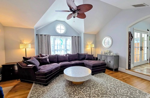 Point Pleasant House | Private waterfront 6drm house, heated pool, minutes from the beach!