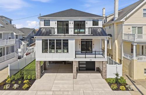 Ventnor City House | PURE LUXE Beach Block 5br Mansion