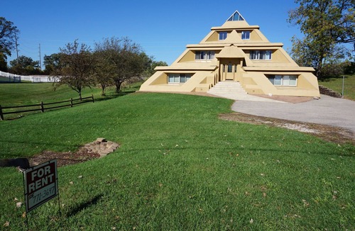 Clear Lake House | Pyramid House, This 2,000 Sq Ft, 2 BR Suite Option is a One of a Kind Rental