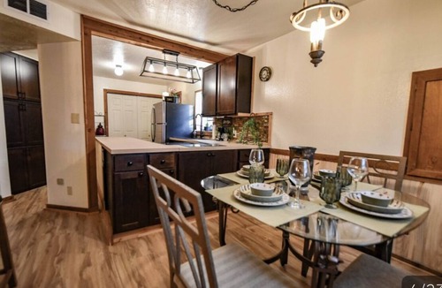 Caldwell Cottage | Quaint Cozy Cottage & Patio in the heart of Caldwell.