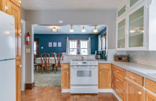 Howells House | Quaint Howells Retreat - Steps from Main Street!