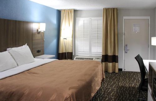 Athens Hotel | Quality Inn Athens I-65 - Huntsville Area West