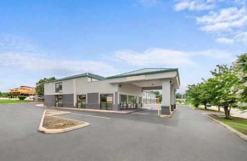 Auburn Hotel | Quality Inn Auburn Campus Area I-85