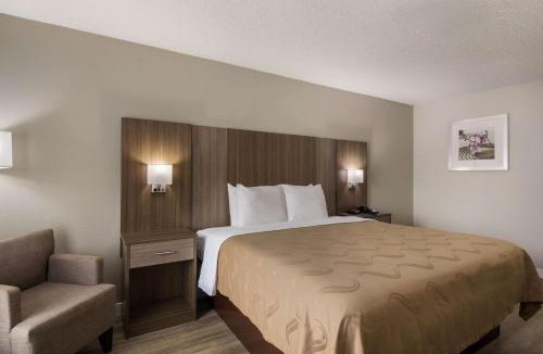 Emporia Hotel | Quality Inn Emporia