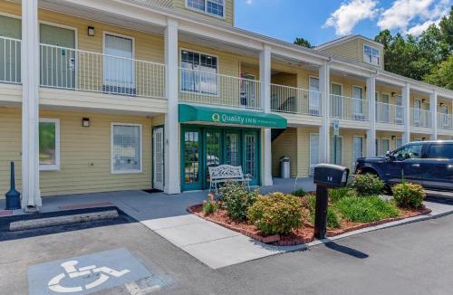 Laurinburg Hotel | Quality Inn Laurinburg
