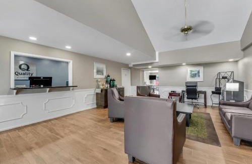 Laurinburg Hotel | Quality Inn Laurinburg