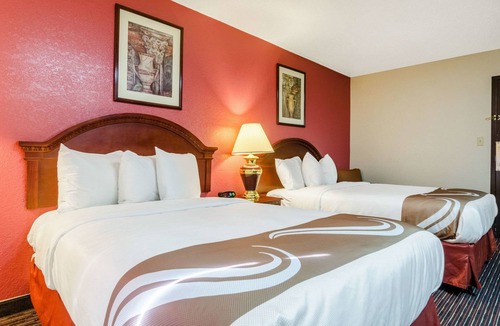 Wichita Hotel | Quality Inn South