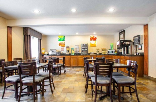 Ankeny Hotel | Quality Inn & Suites Ankeny - Des Moines