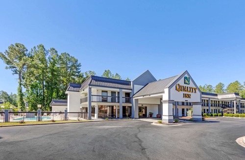Walterboro Hotel | Quality Inn Walterboro I-95