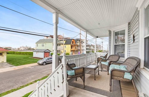 Ocean Grove House | Queen Suite 1 Block to Beach & Asbury | Park Side | Renovated Victorian | 100.