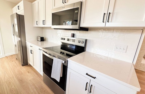 Beatrice House | Quiet 4-bedroom house charming Beatrice