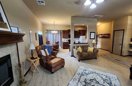 Logan County House | Quiet Acre Retreat. Guest 6. Pet Friendly. Wi-fi.