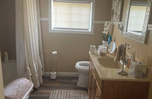 Kodak House | Quiet acreage Exit 407 I 40 Sevierville/Pigeon Forge gateway to the Smokies