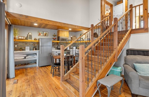 Hermosa House | Quiet, Comfy & Spacious: Cabin within 10 mi of Mt. Rushmore & Custer State Park