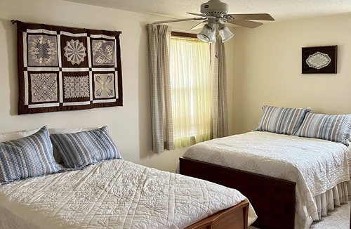 Otoe County House | Quiet Countryside Retreat
