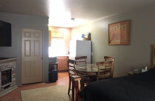 Fort Smith Apartment | Quiet hideout in Ft. Smith, MT