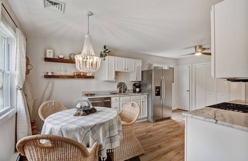 Cape May Court House Apartment | QuietRetreat: Beautifully renovated 3BR in CMCH