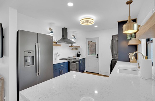 Shandon House | Quintessential 2-bedroom bungalow in the heart of Shandon in Columbia, SC.