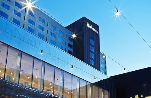 South Loop Hotel | Radisson Blu Mall of America