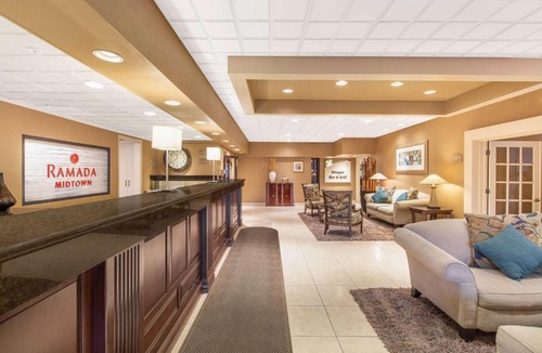 Grand Island Hotel | Ramada by Wyndham Midtown Grand Island