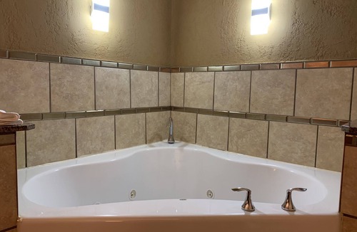Pleasantville Hotel | Ramada by Wyndham West Atlantic City