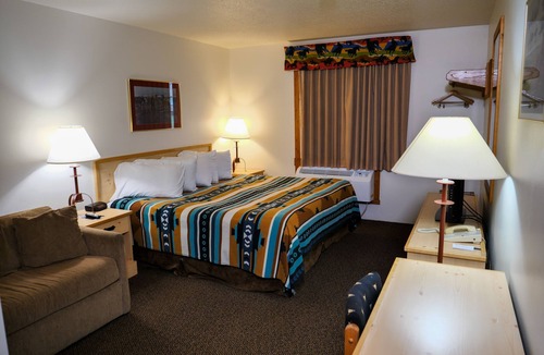 Murdo Hotel | Range Country Lodging