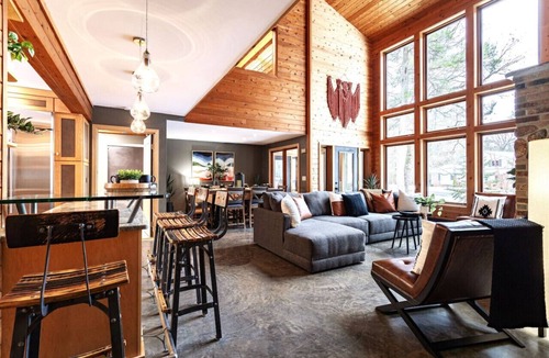Wisconsin Rapids House | Rapids Rustic Retreat