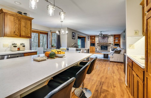 Mankato House | Rare Gem on a Ravine, Family Home in North Mankato